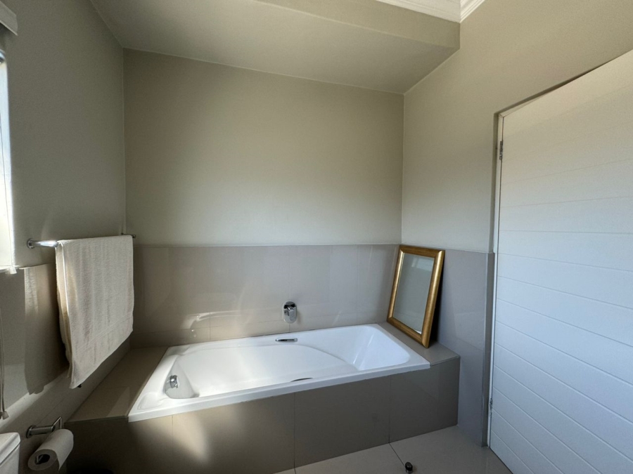2 Bedroom Property for Sale in Parklands Western Cape